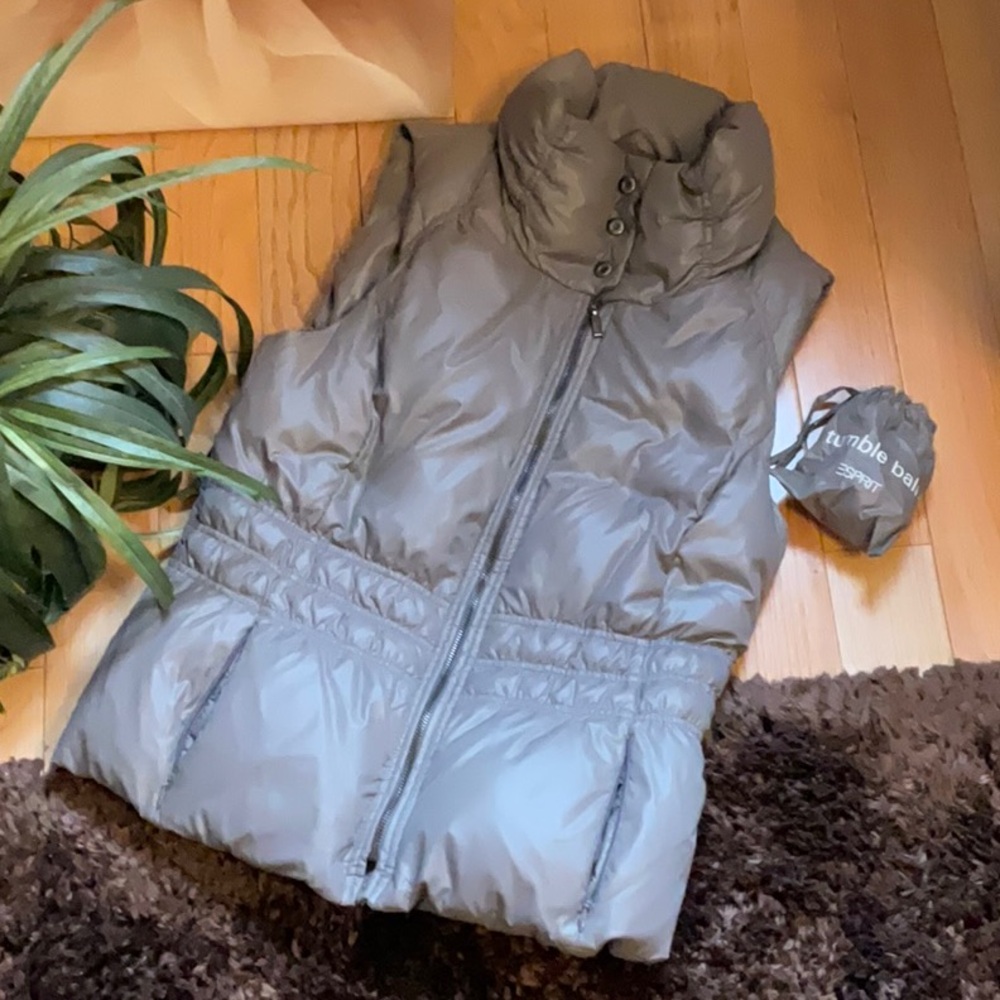 Esprit Gray Puffer Vest with High Collar and Quilted Design